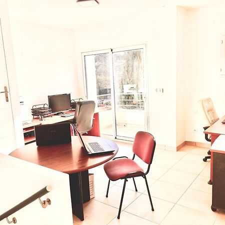 Room In House 维勒方泰尼 外观 照片